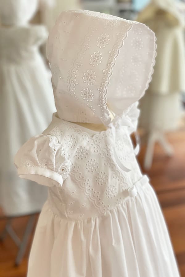 Bonnet de baptême Constance